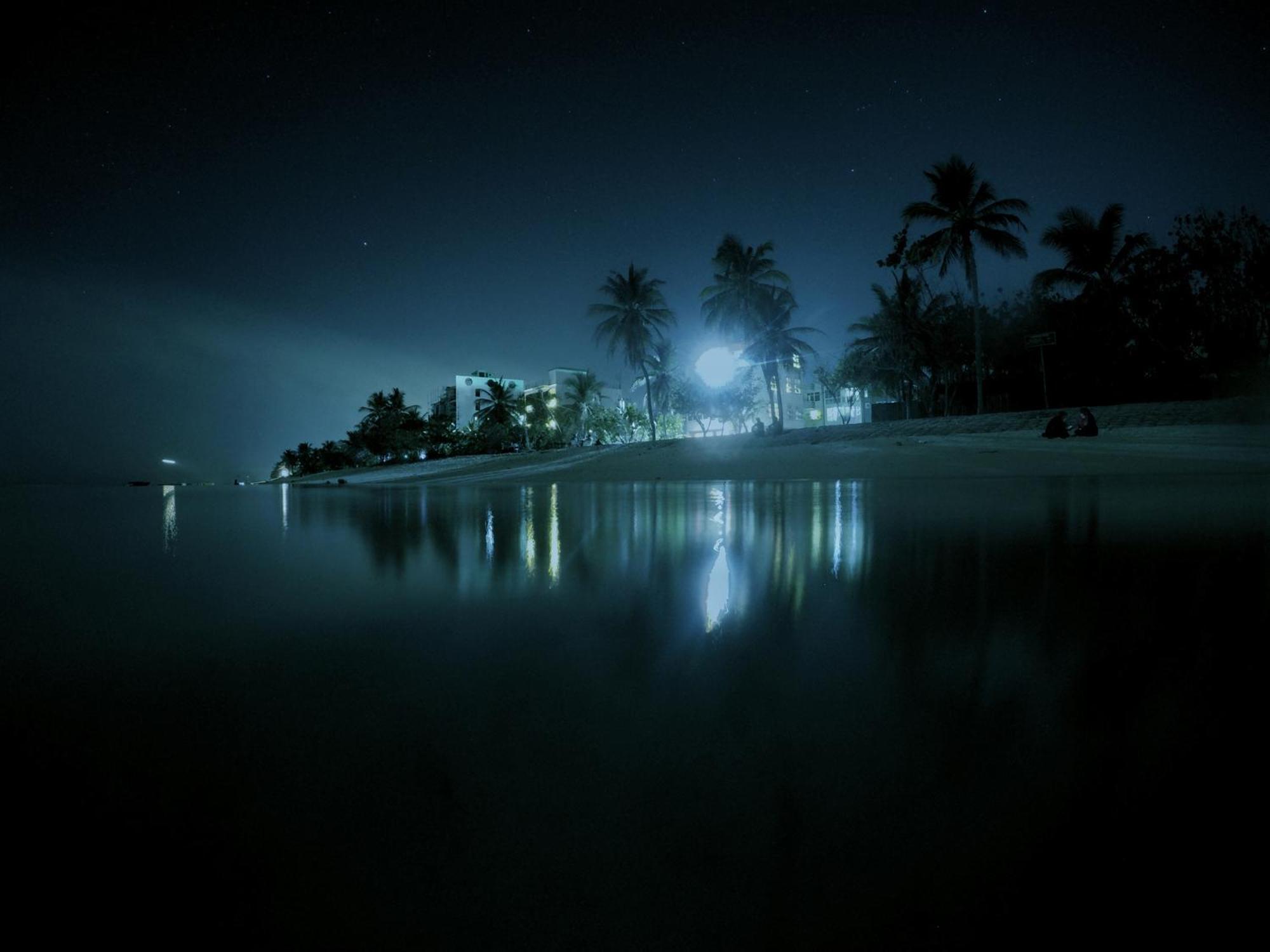 Planktons Beach Hotel Hulhumale Exterior photo